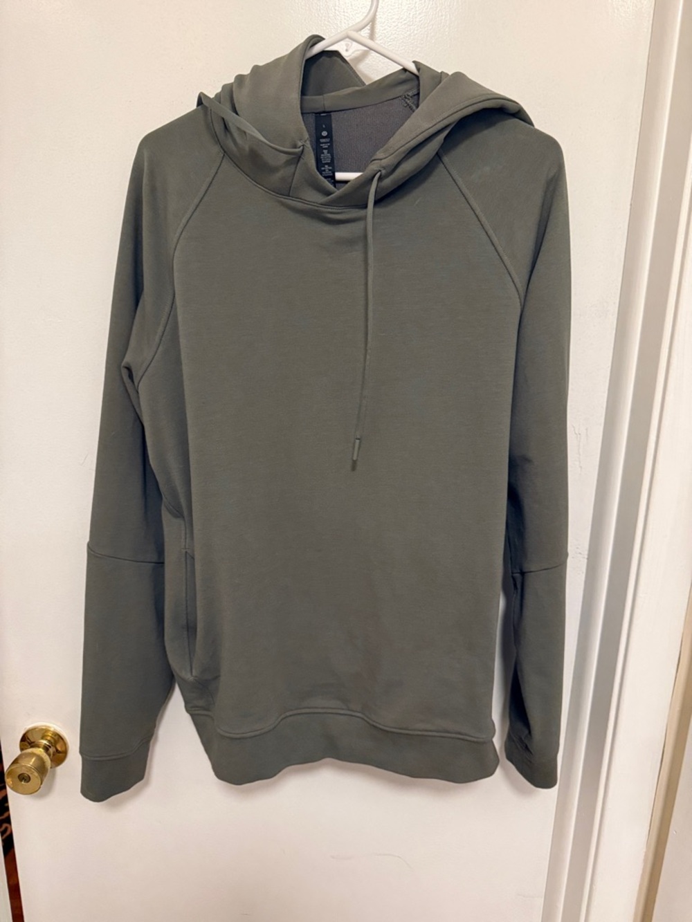 Men's Lululemon City Sweat Olive Green Hooded Pullover Sweatshirt Sz L